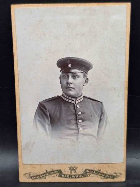 CDV um 1900 Militaria Soldat Uniform Waffenrock Berlin Regiment Schulterstücke