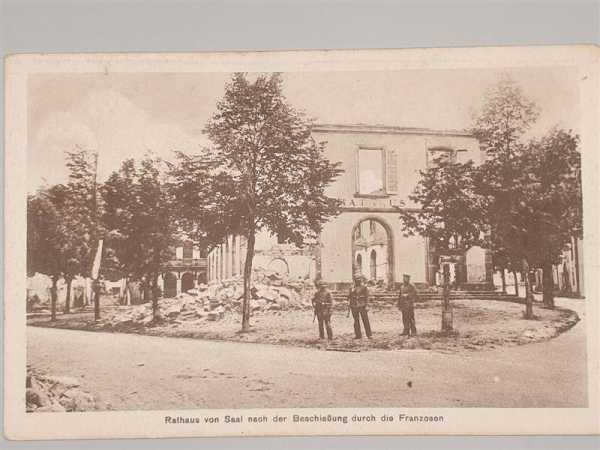 Ak Ansichtskarte Postkarte Feldpost Rathaus Saal Beschießung Franzosen 10. Bay.