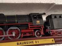 Eisenbahn Modellbau H0 Baureihe 01 Deutsche Bundesbahn DN 01.224 Holzsockel