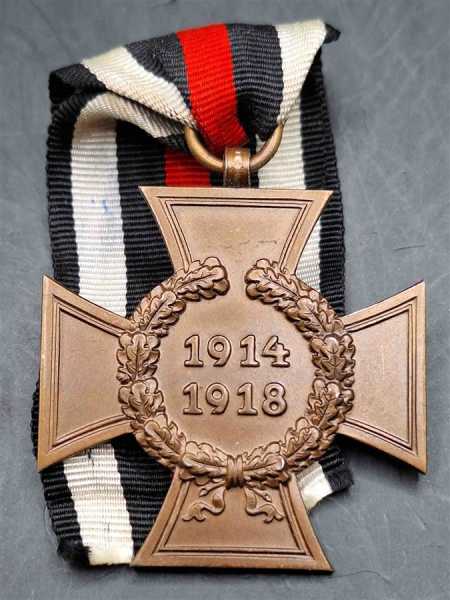 Orden Kriegsteilnehmerkreuz 1914-1918 am Band Militaria Hersteller R.V. 2