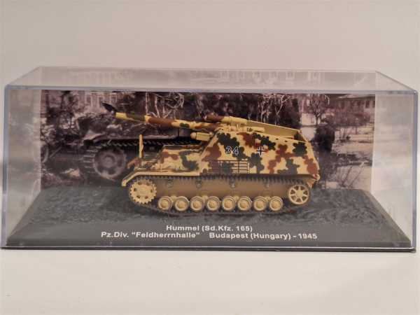 Hummel Sd.Kfz 165 Pz.Div Feldherrnhalle Budapest Hungary 1945 Modellbau 1:72