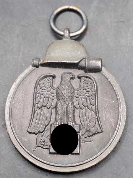 Medaille Winterschlacht im Osten 1941/42 Gefrierfleischorden Eisbeinorden Hersteller 127 Moritz Hausch A.G. Pforzheim