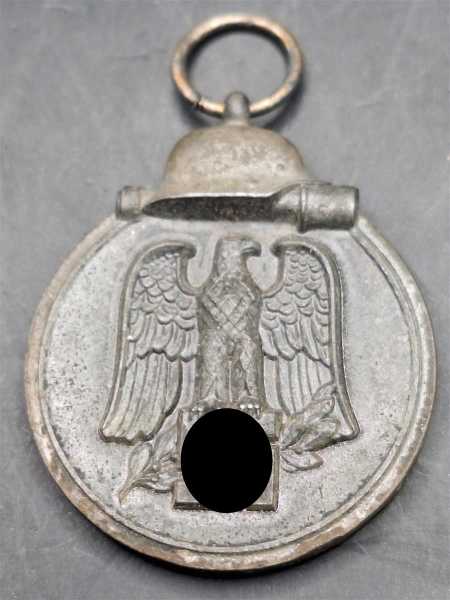 Medaille Winterschlacht im Osten 1941/42 Gefrierfleischorden Eisbeinorden Hersteller 55 J.E. Hammer & Söhne Geringswalde