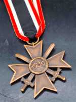 Kriegsverdienstkreuz mit Schwerter 1939 2. Klasse KVK...