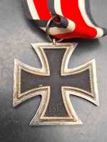 EK2 Eisernes Kreuz 2. Klasse 1939 am Band Hersteller 25...