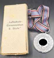 Orden Medaille Luftschutz 1938 am Band Im Etui...