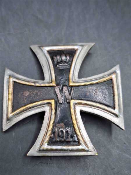 Eisernes Kreuz 1. Klasse Seltene Variante Magnetisch Militaria Gewölbt RAR