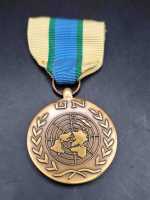 Bundeswehr BRD Einsatzmedaille UN In the Service of Peace...