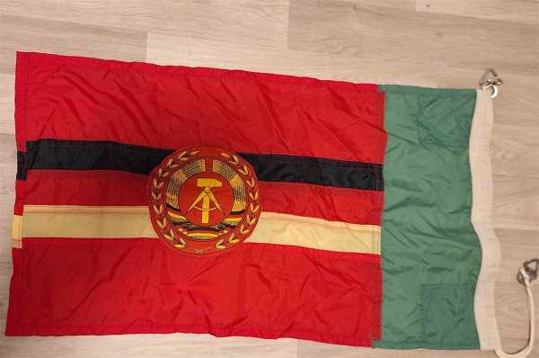 ORIGINAL DDR NVA Propaganda FAHNE 85cm x 50cm Flagge 6. Grenzbrigade Küste