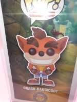 FUNKO POP! Crash Bandicoot 273 Flocked + PROTECTOR