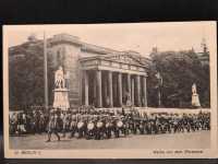 AK Ansichtskarte Postkarte 2. WK Berlin Wache vor dem Ehrenmal