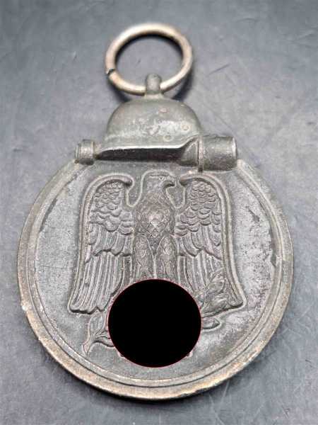 Medaille Winterschlacht im Osten 1941/42 Gefrierfleischorden Hersteller 3 Wilhelm Deumer Lüdenscheid