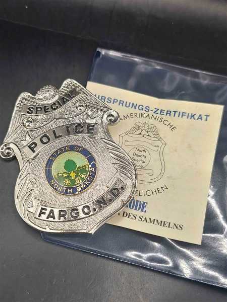 Special Police North Dakota Fargo Police Badge Polizei US Abzeichen Marke Insigne