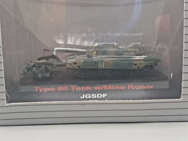 Trumpeter 00654 Type 90 Tank w/Mine Roller JGSDF Minensucher Panzer Japan 1:144