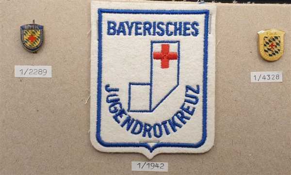 3x BRK Bayern Rot Kreuz Rettungsdienst Bayerisches Jugendrotkreuz Konvolut Orden